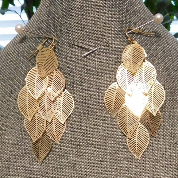 Avon Jewelry - earrings